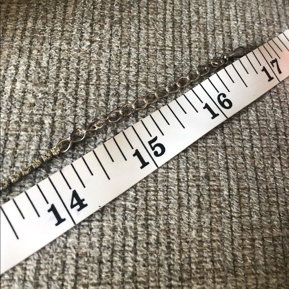 Stunning necklace and earrings set - Picture 5 of 6